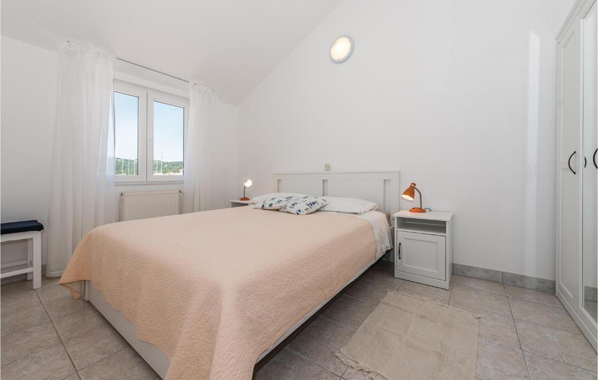 Awesome Apartment In Jezera With Kitchen Eksteriør bilde